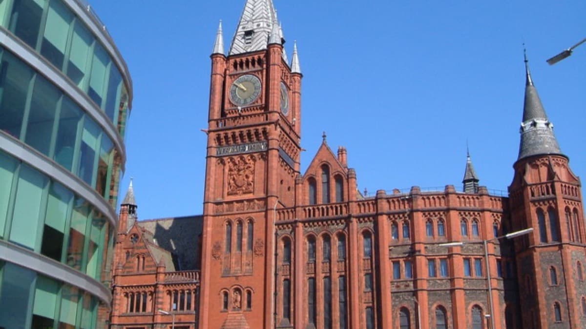 Victoria Building, University of Liverpool by Derek Harper