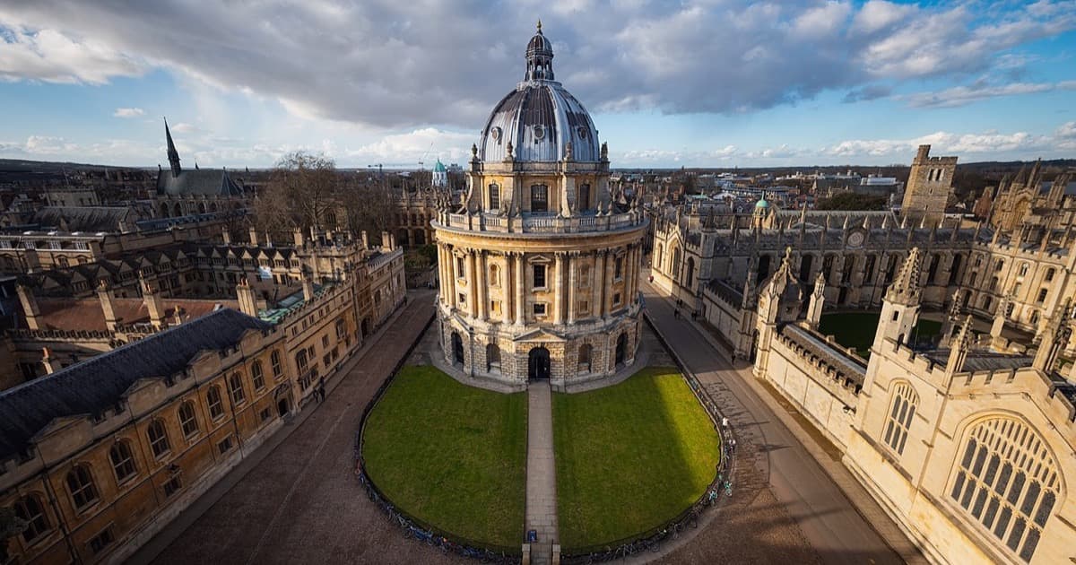 Radcliffe Camera, Oxford by Julian Herzog