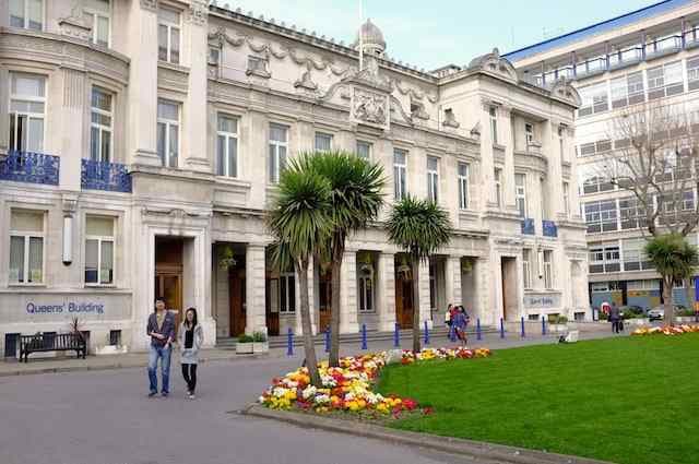 Barts And The London Queen Marys dental school